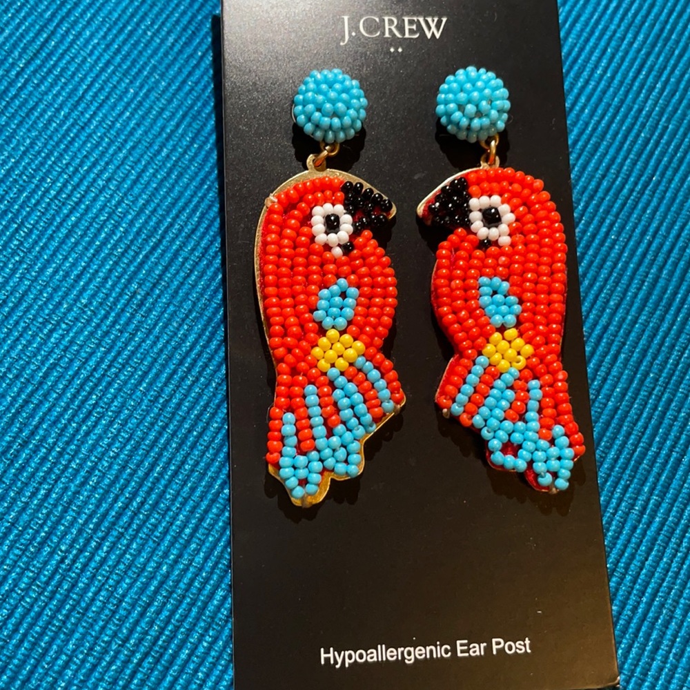 👋3x$15👋 J.Crew parrot earrings 🦜🦜